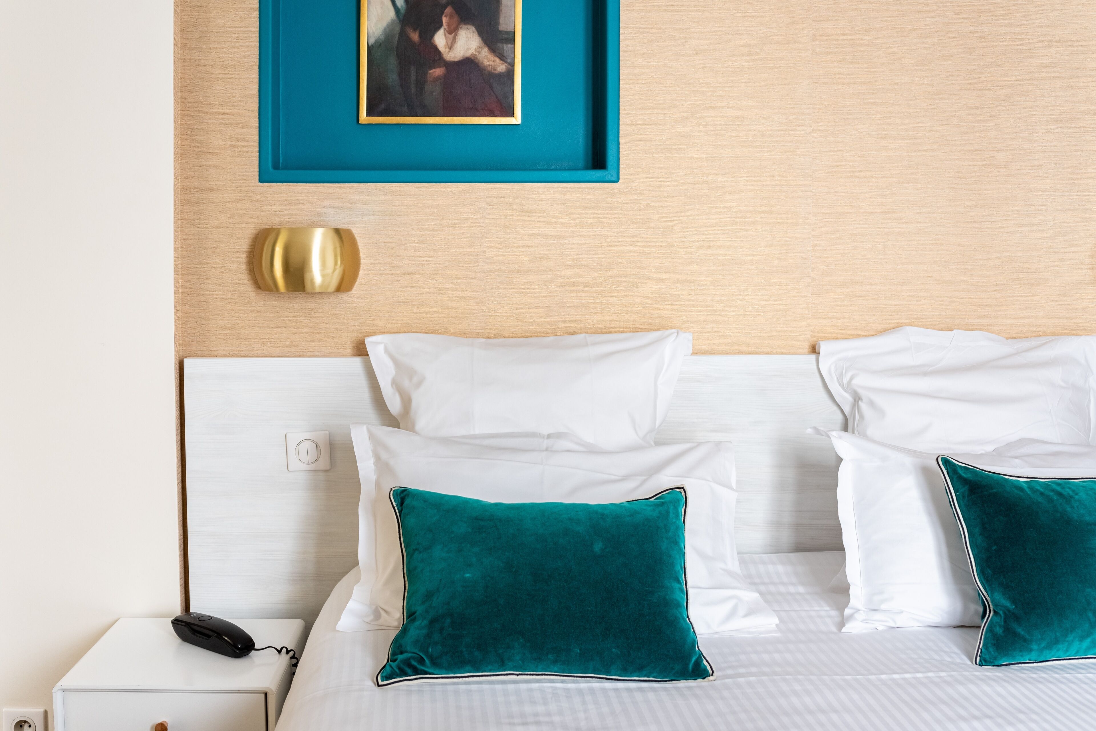 signature room, balcony (and bath) | minibar, in-room safe, individually decorated, desk