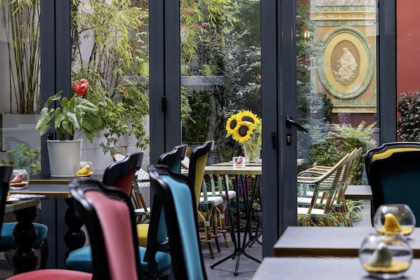 Terrace/patio - Hôtel Muguet (Paris)