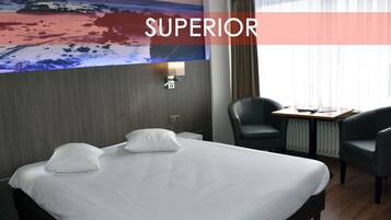 Coffres-forts dans les chambres, bureau, fer et planche Ă repasser