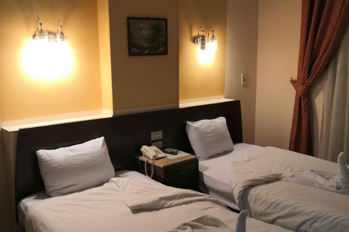 1 bedroom, premium bedding, minibar, in-room safe