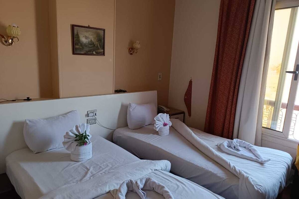 1 quarto, roupas de cama premium, frigobar, cofres nos quartos