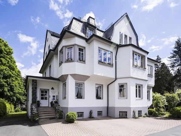 Entrée de l’hébergement