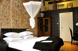 Room - Mauro Mansion (Amsterdam)