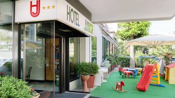 Außen-Kinderspielplatz