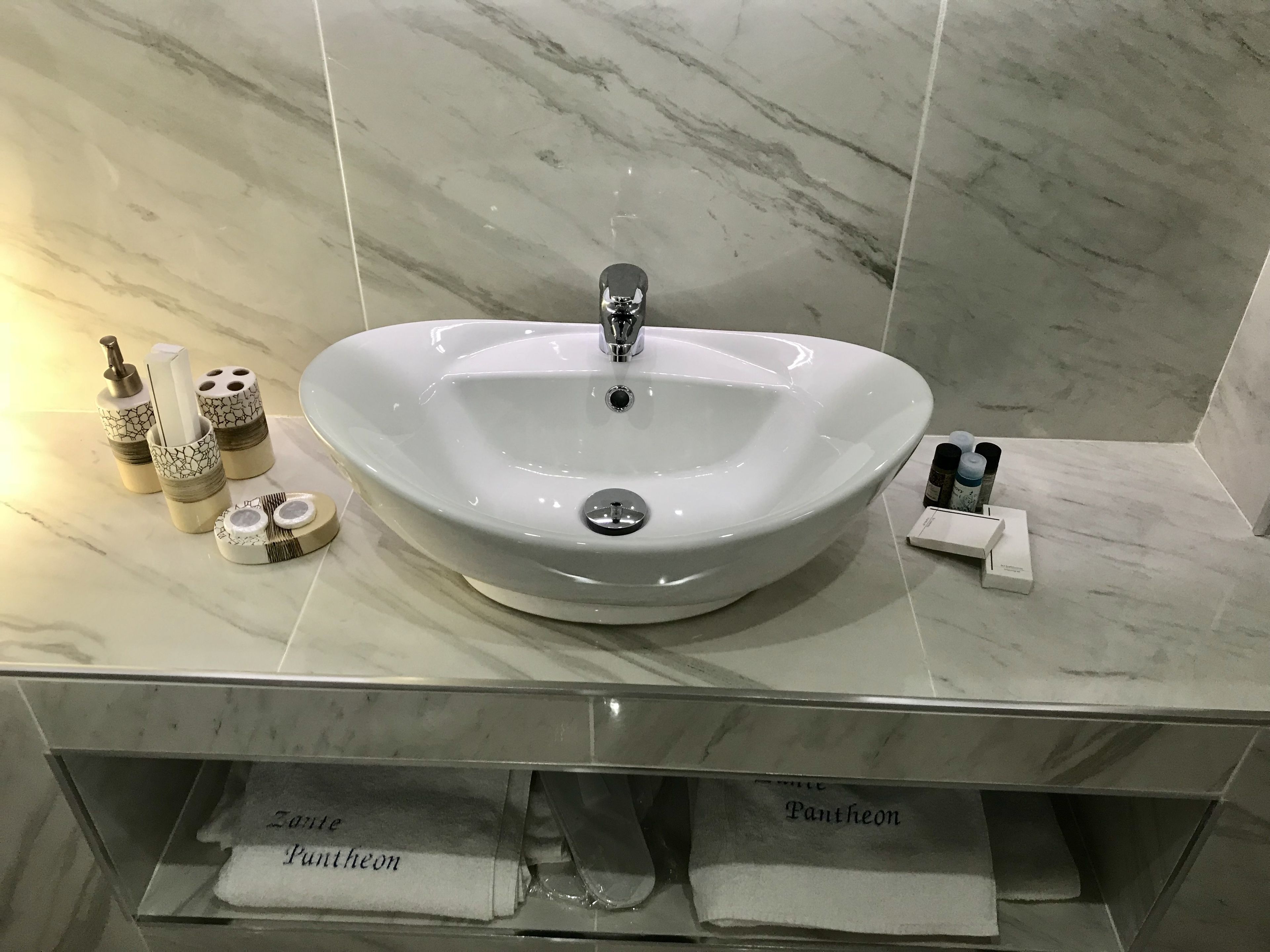 deluxe double room, 1 double bed, sea view | bathroom sink