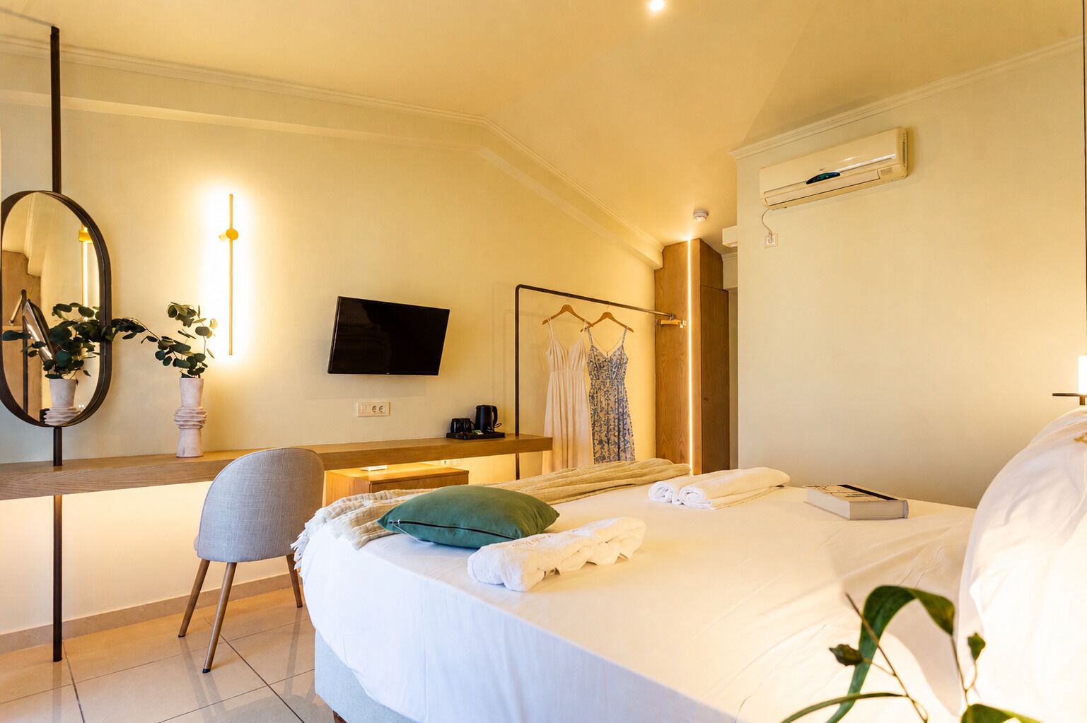 Deluxe Double Garden Room | Memory foam beds, minibar, in-room safe, individually decorated