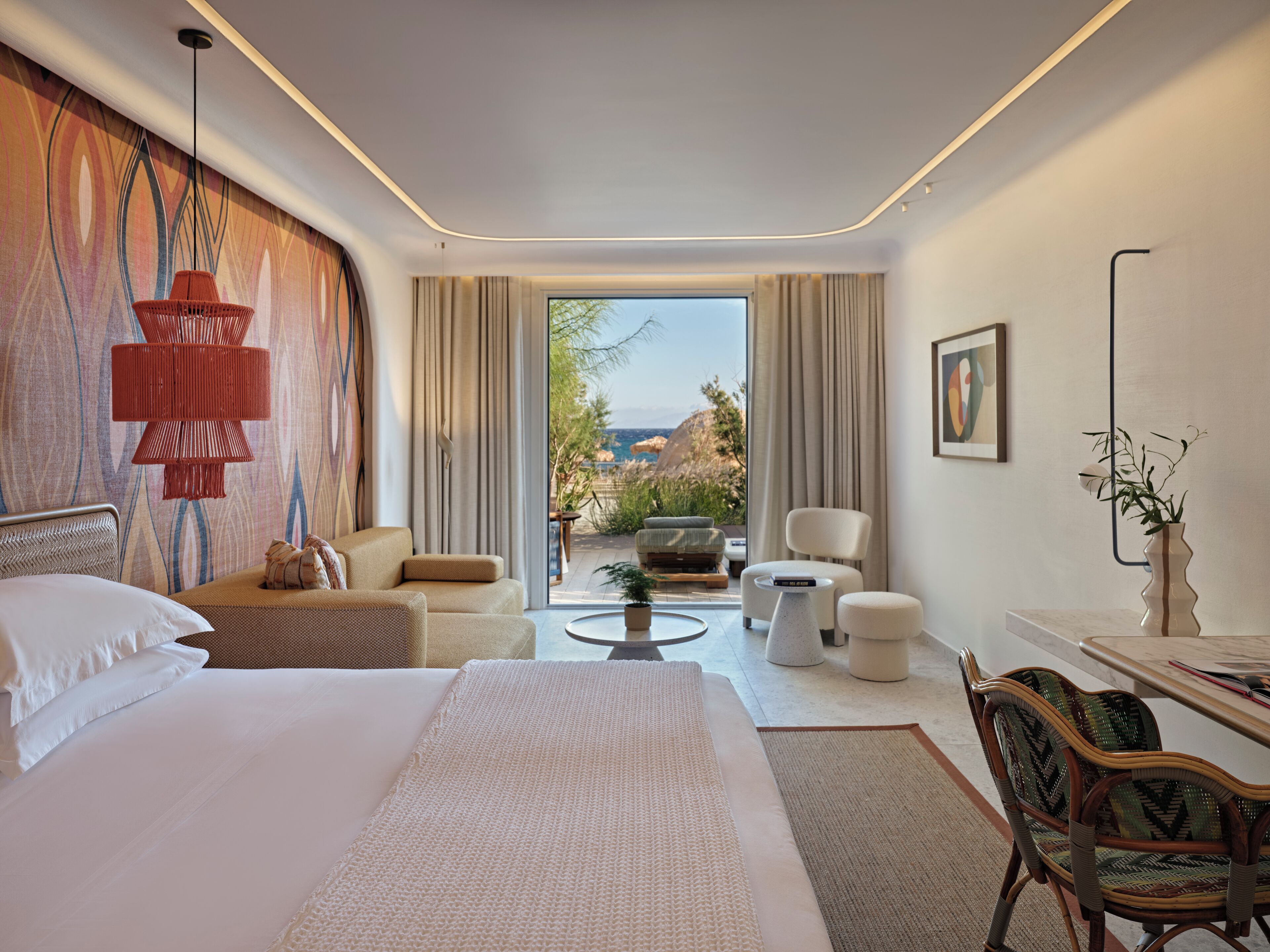 Surmatelas, coffres-forts dans les chambres, bureau