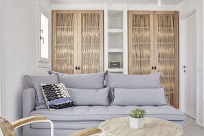 Superior Suite, Hot Tub (Outdoor) | 1 bedroom, premium bedding, in-room safe, soundproofing - Boho Suites (Mykonos)