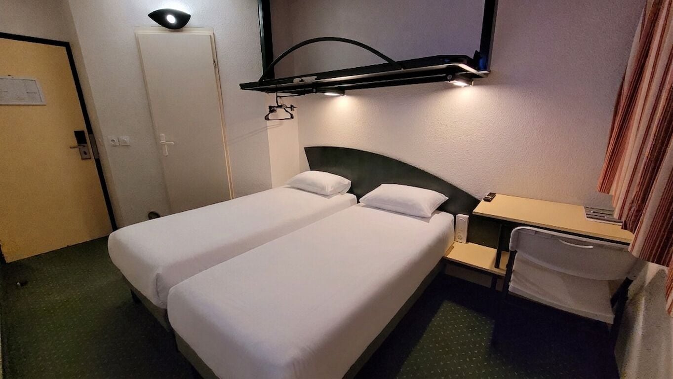 Chambre avec lits jumeaux
