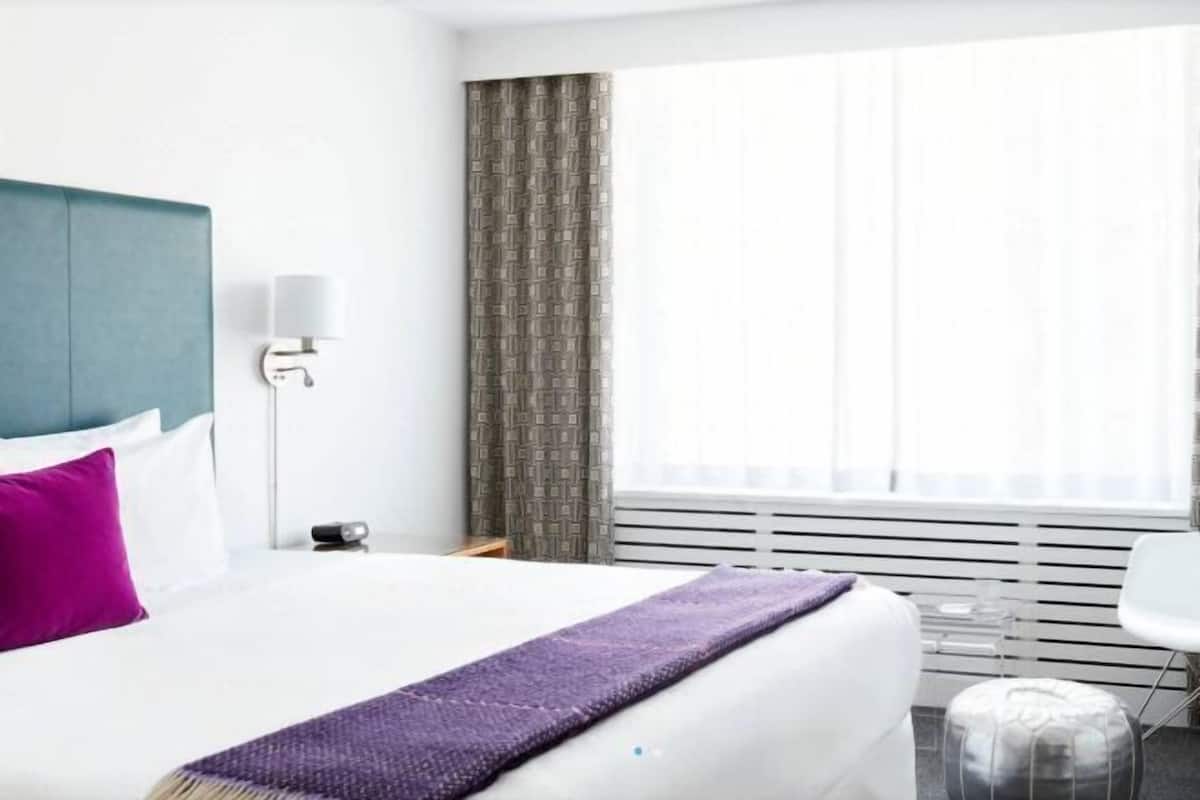 Premium bedding, pillowtop beds, in-room safe, individually furnished