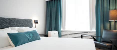 Quarto, 1 cama King | Roupas de cama premium, camas com colchões pillow-top