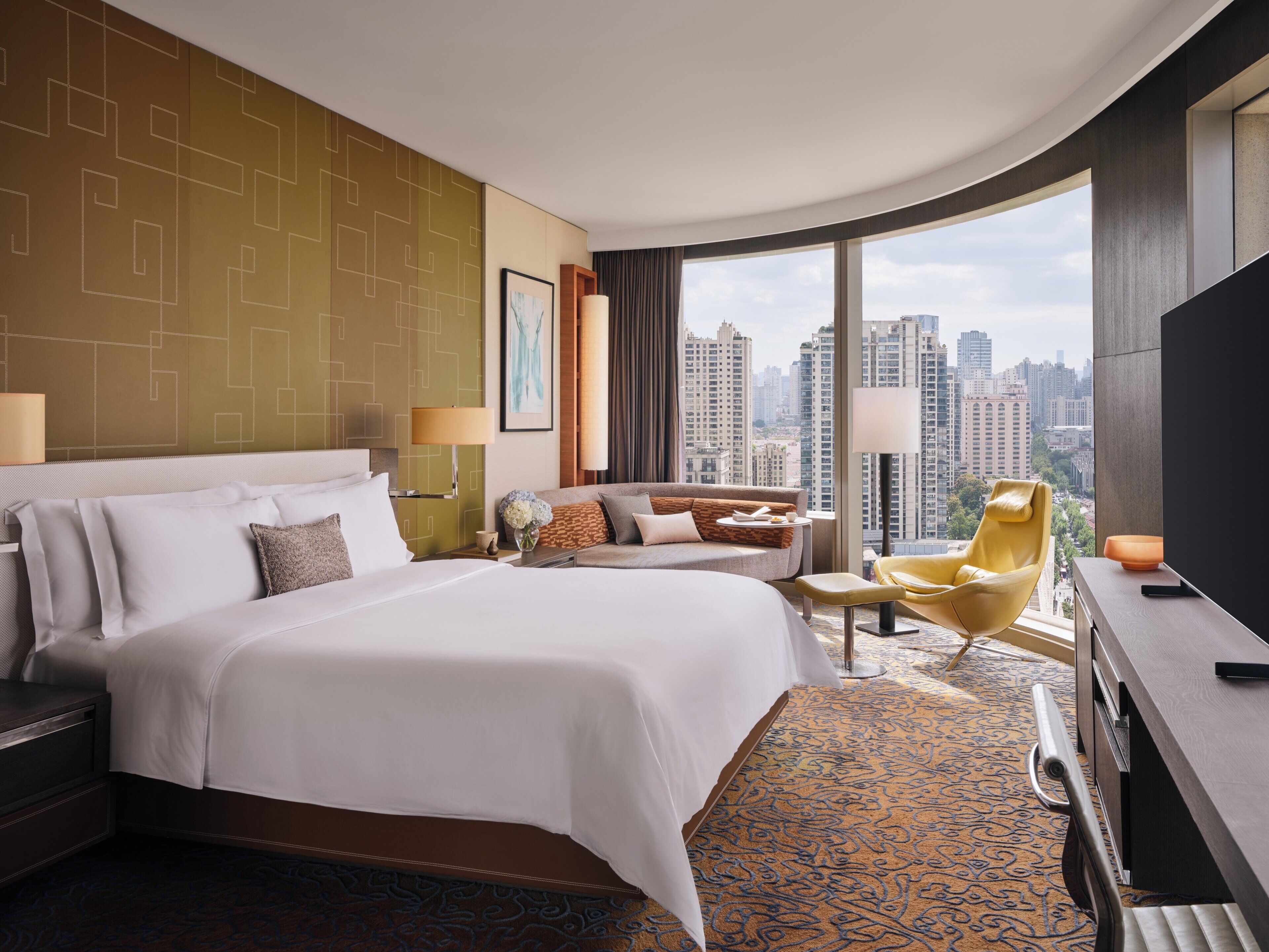 Club Junior Suite - Club lounge (Breakfast+Afternoon Tea+Happy Hour) | Premium bedding, down comforters, in-room safe, individually decorated