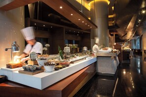 Dagelijks ontbijtbuffet (CNY 280 per persoon)