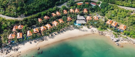 Vue sur la plage/lâocĂ©an
