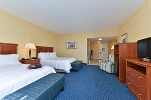 Blackout drapes, cribs/infant beds, rollaway beds, free WiFi - Hampton Inn Ellsworth/Bar Harbor (Ellsworth)
