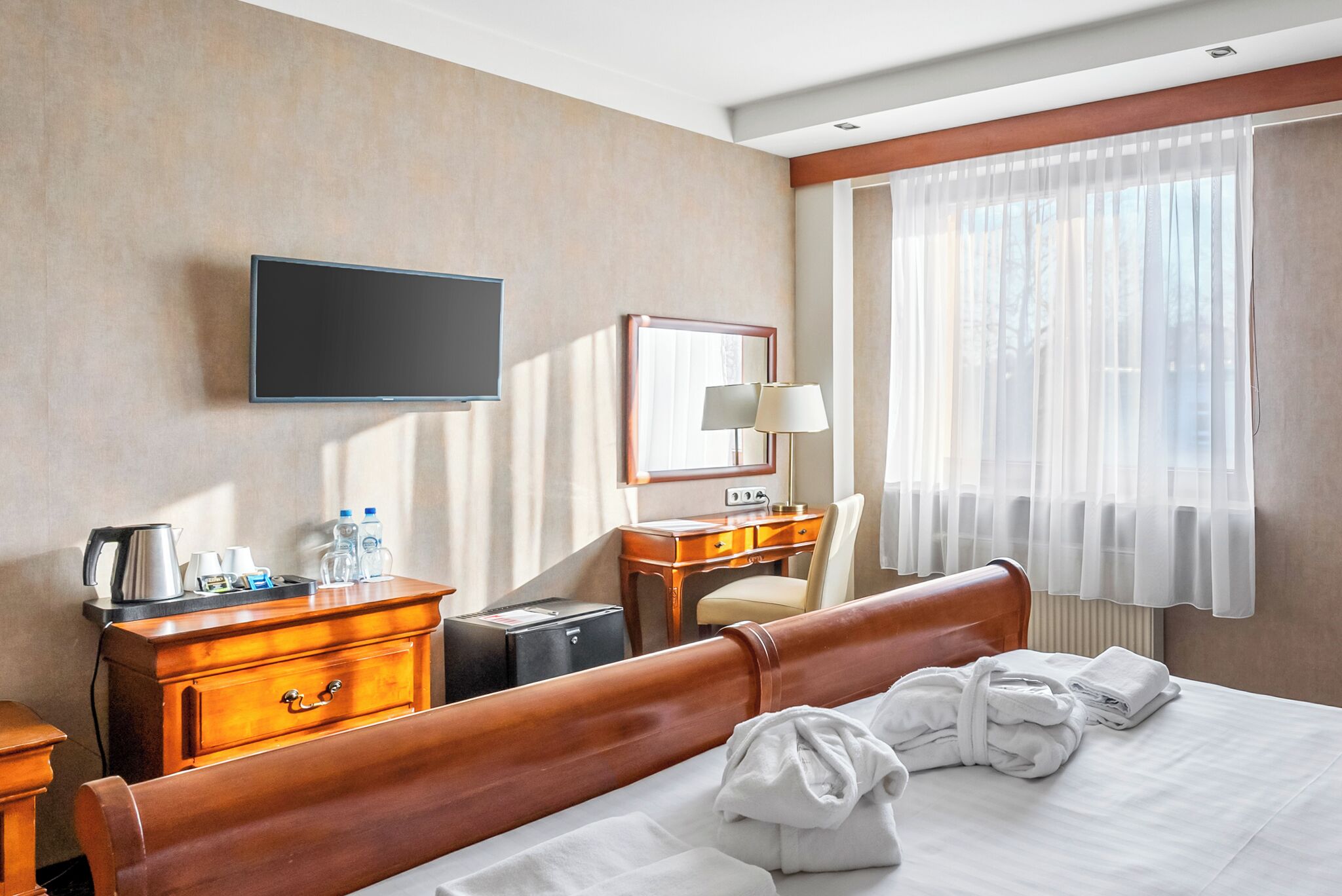 executive double room | in-room safe, desk, soundproofing, iron/ironing board
