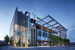 Exterior - The Gibson Hotel Dublin City (Dublin)