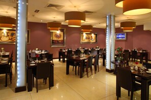 Frühstück, Mittagessen und Abendessen