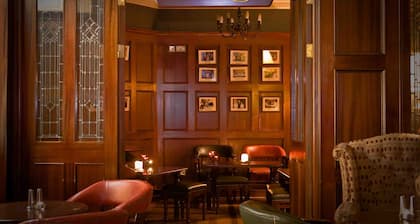 Cahir House Hotel