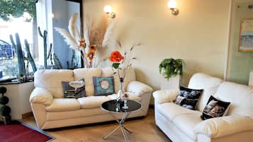 Sala de estar en el lobby