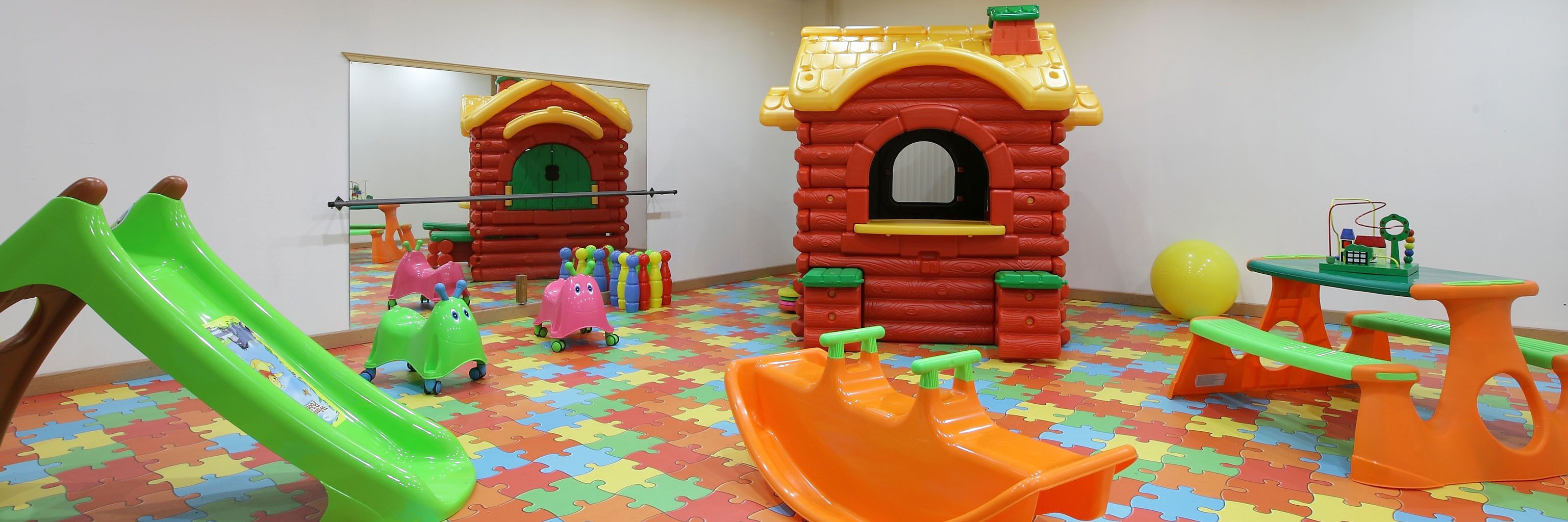 Children's play area - indoor