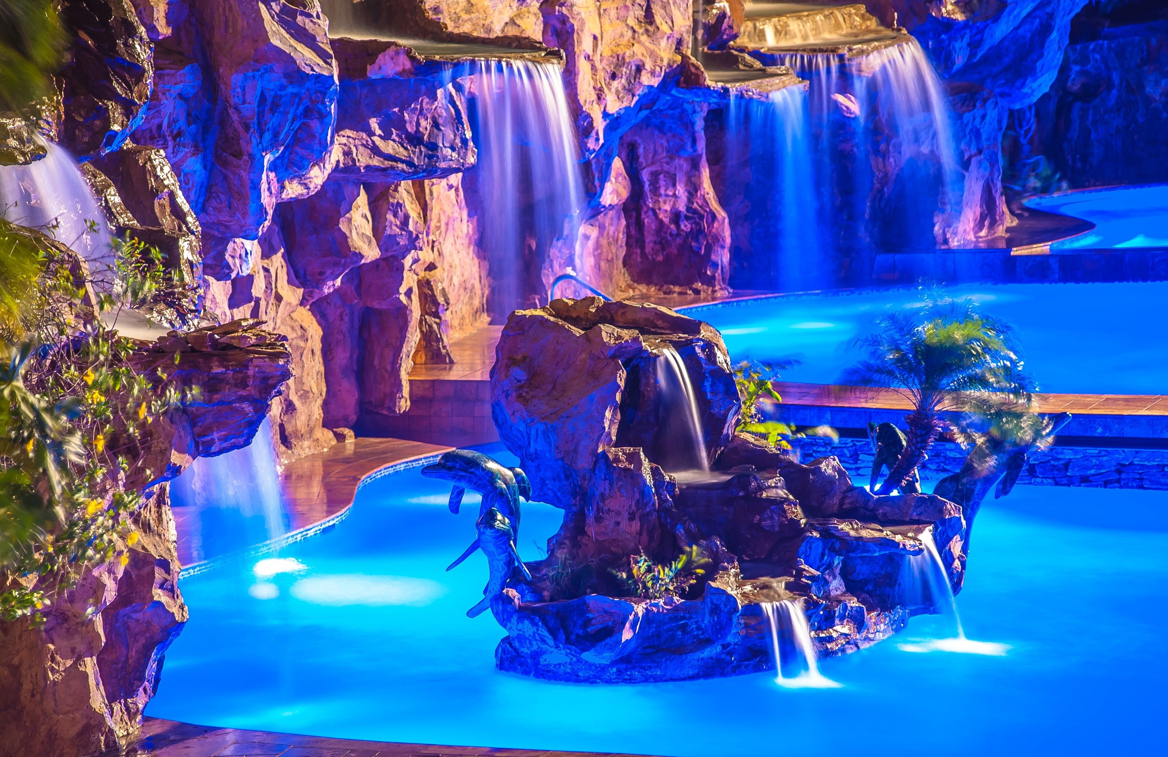 5 piscinas al aire libre (de 07:00 a 20:00), tumbonas