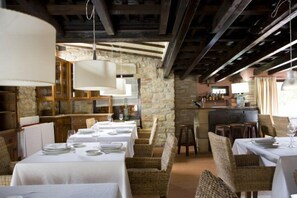 Bar (en el alojamiento)