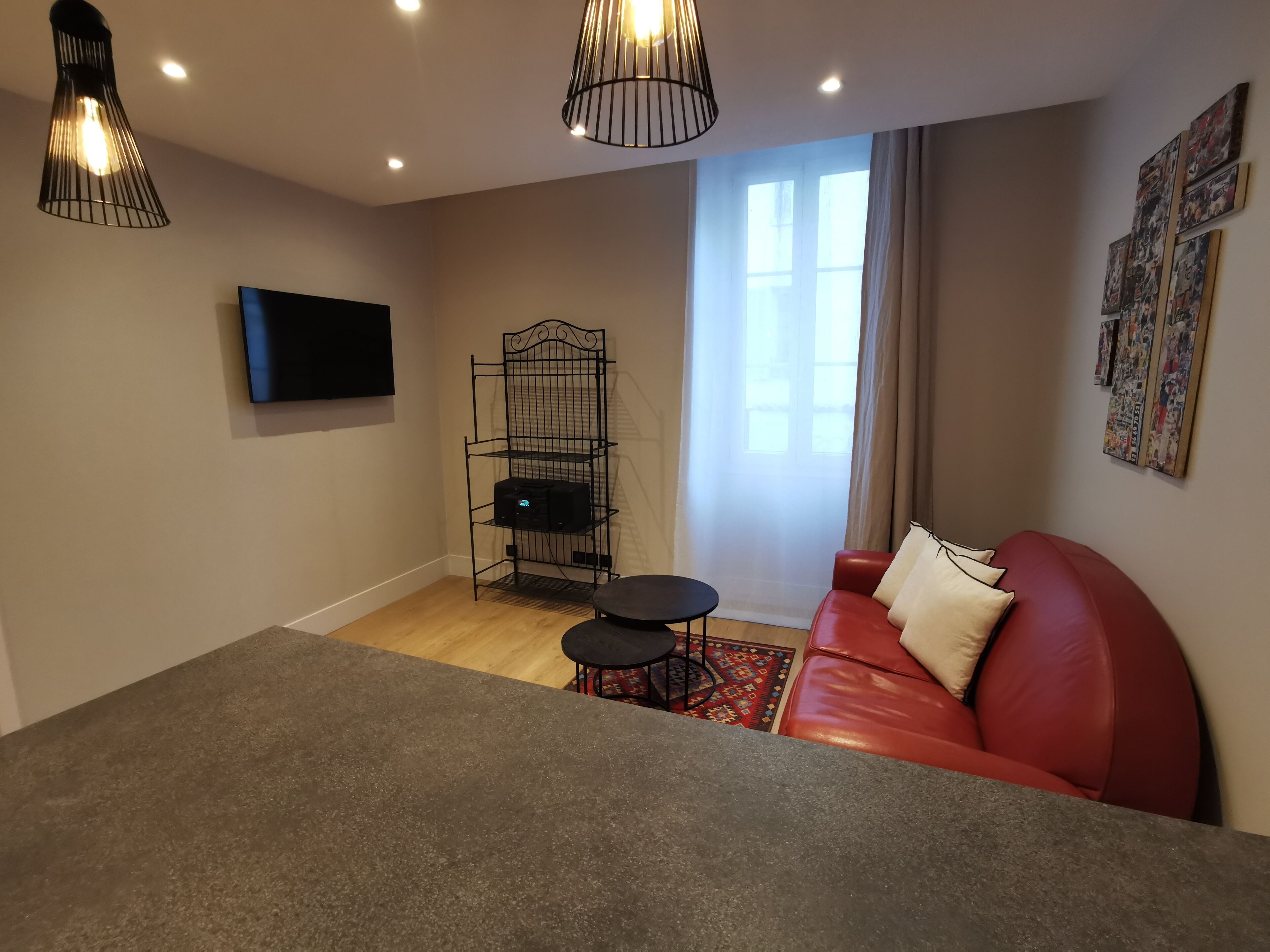 apartment (41m2) - nearby the hotel | living area | flat-screen tv