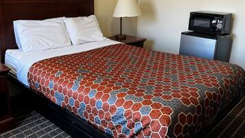 Double Room | Desk, free WiFi, bed sheets