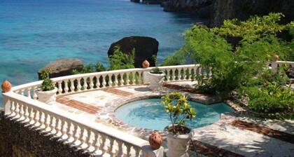 The Balaji Palace at Playa Grande