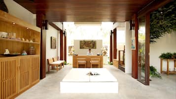 Body treatments, aromatherapy, hot stone massages, deep-tissue massages