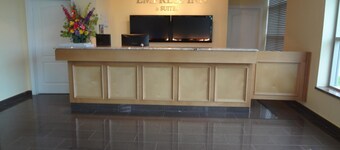 Empress Inn and Suites by The Falls