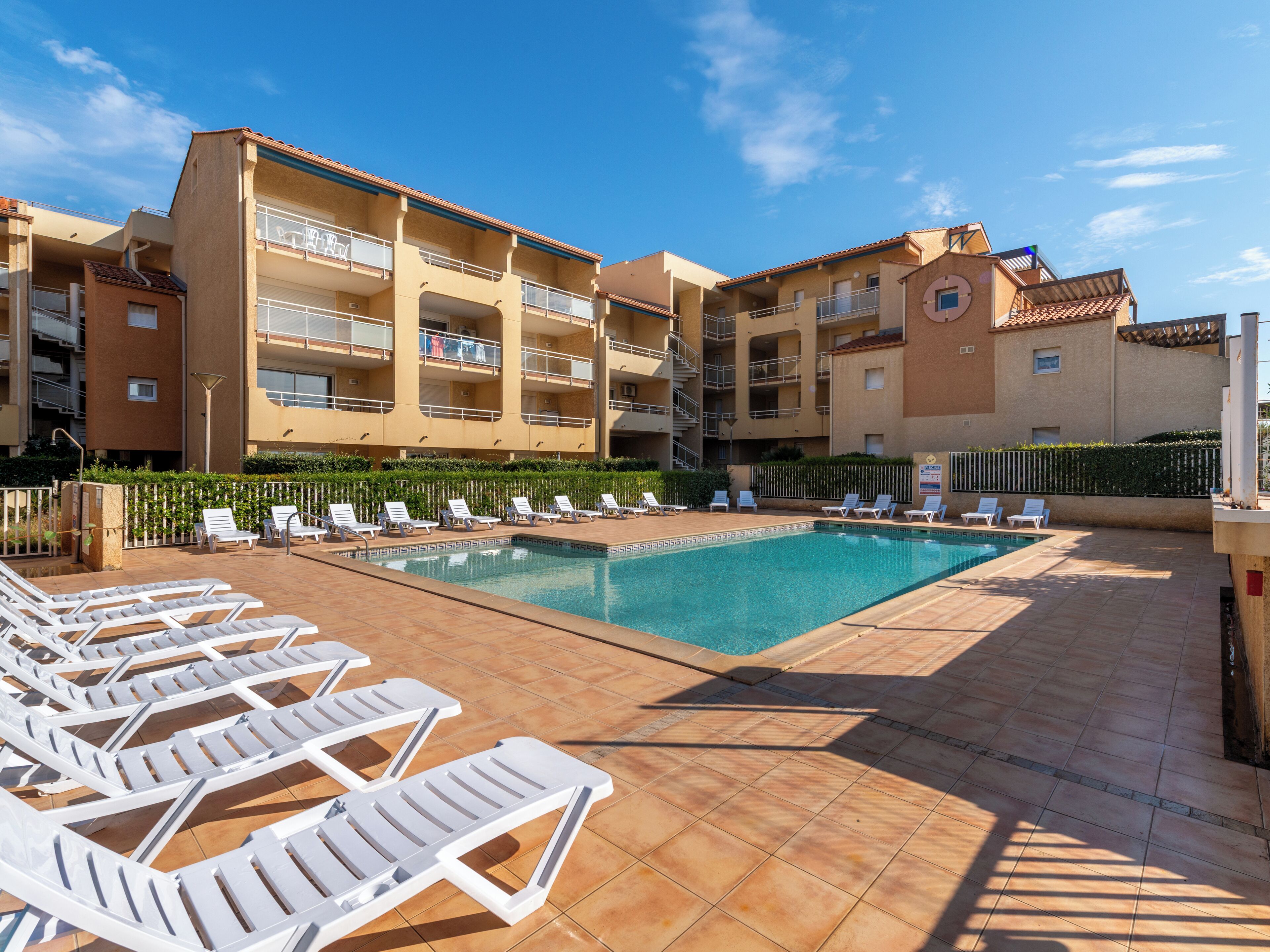 季節性室外游泳池