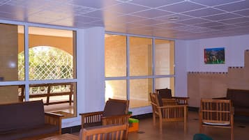 Sala de estar en el lobby