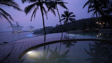 Ngoại thất