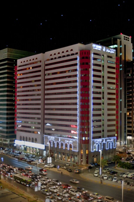 City Seasons Al Hamra Hotel - Image 2