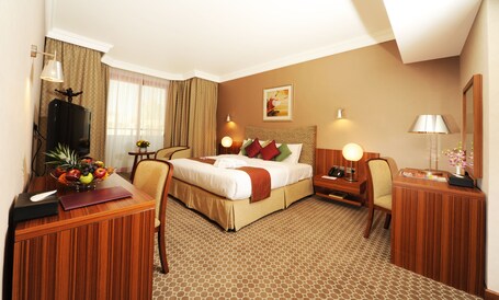 City Seasons Al Hamra Hotel - Image 12