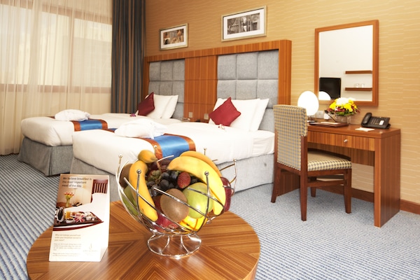 Premium Twin Room | Premium bedding, minibar, in-room safe, desk