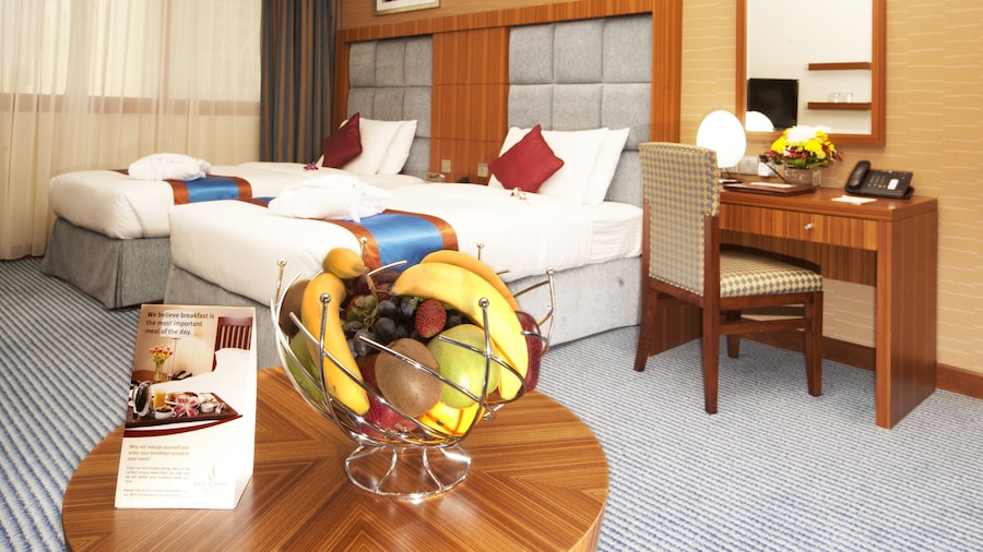 City Seasons Al Hamra Hotel