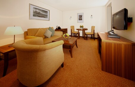 City Seasons Al Hamra Hotel - Image 19