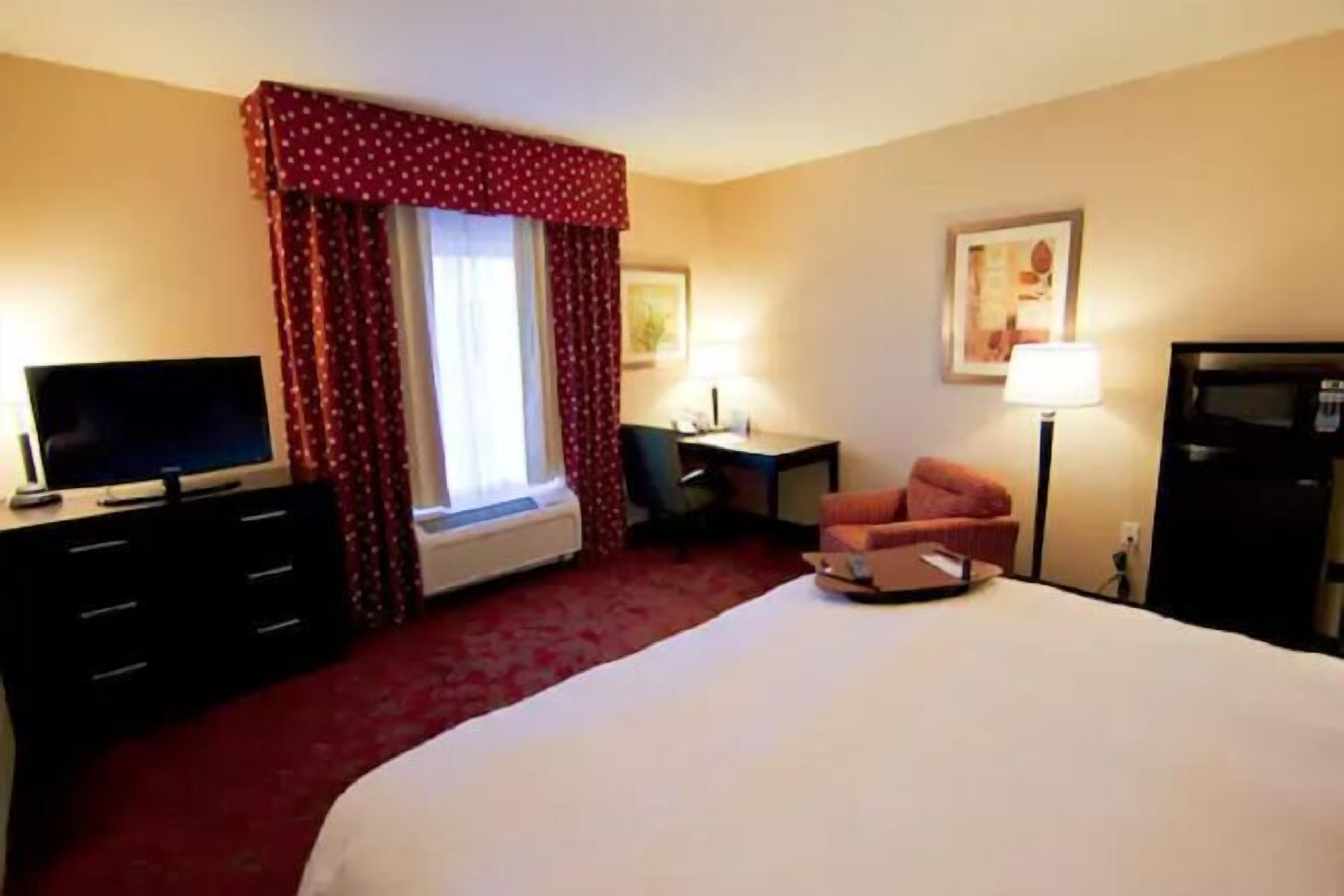 Roupas de cama premium, espaço de trabalho para notebook