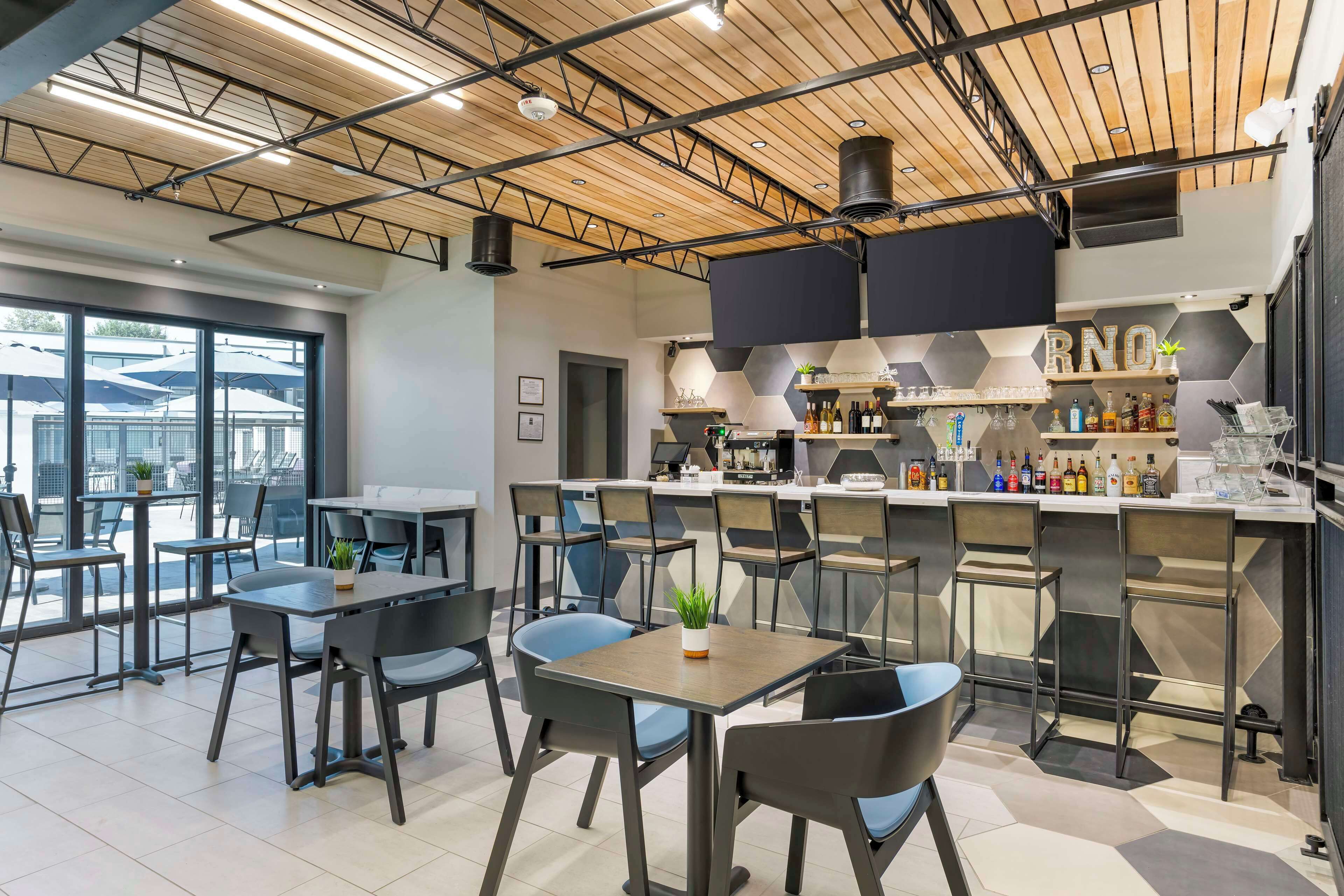 Bar (en la propiedad)