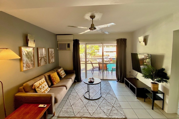 Deluxe Apartment