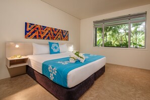 In-room safe, iron/ironing board, WiFi, bed sheets - Sunset Resort - Adults Only (Rarotonga)