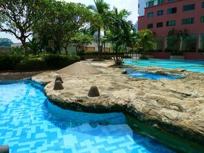 Utomhuspool