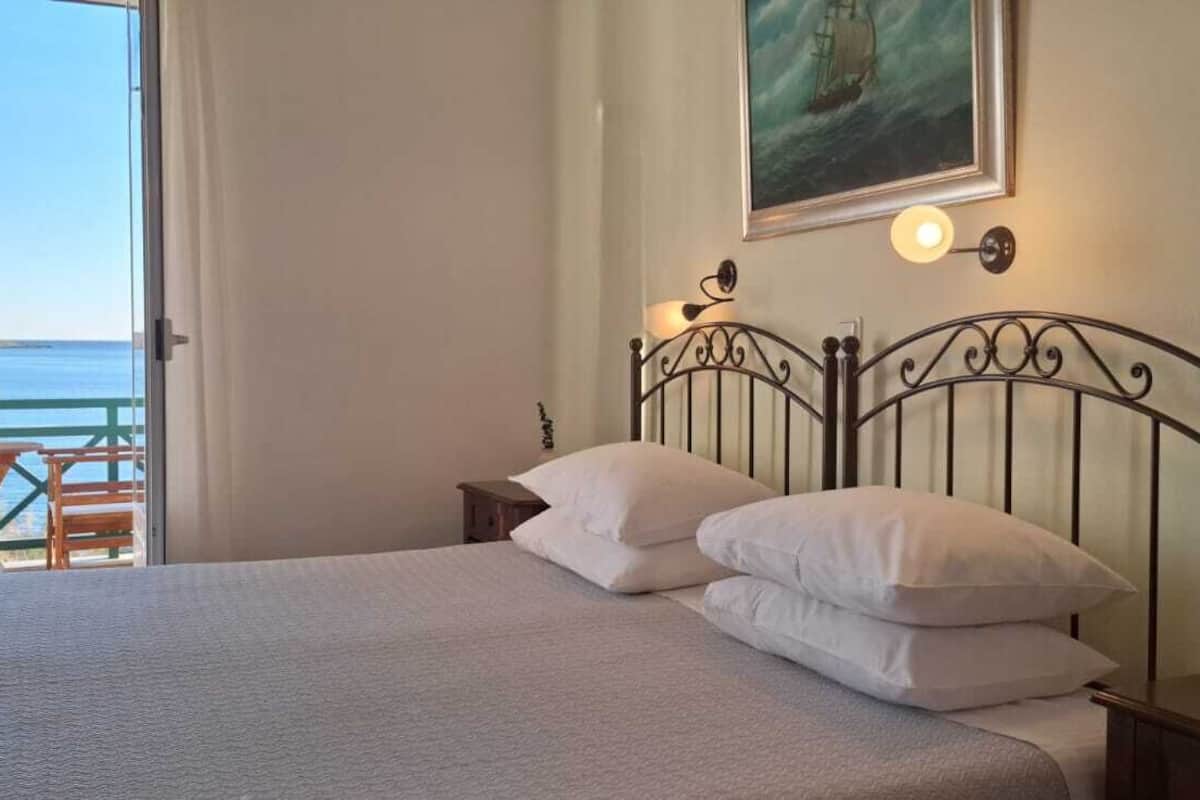 1 bedroom, in-room safe, desk, soundproofing