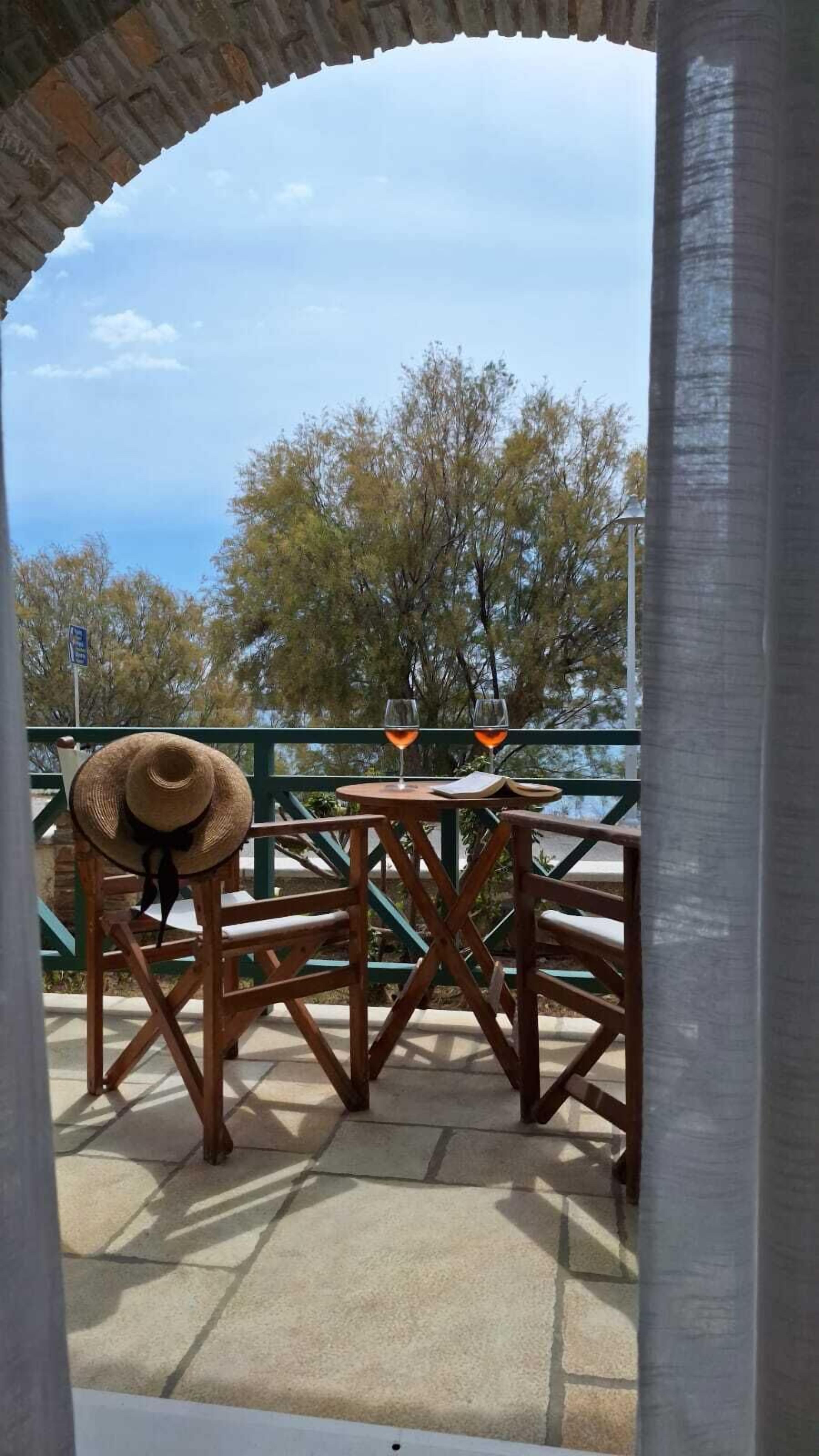 double or twin room, sea view | 1 bedroom, in-room safe, desk, soundproofing