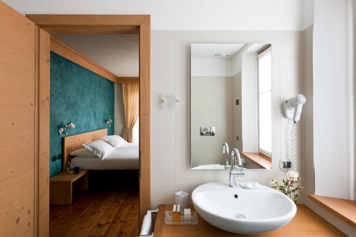 free toiletries, hair dryer, towels