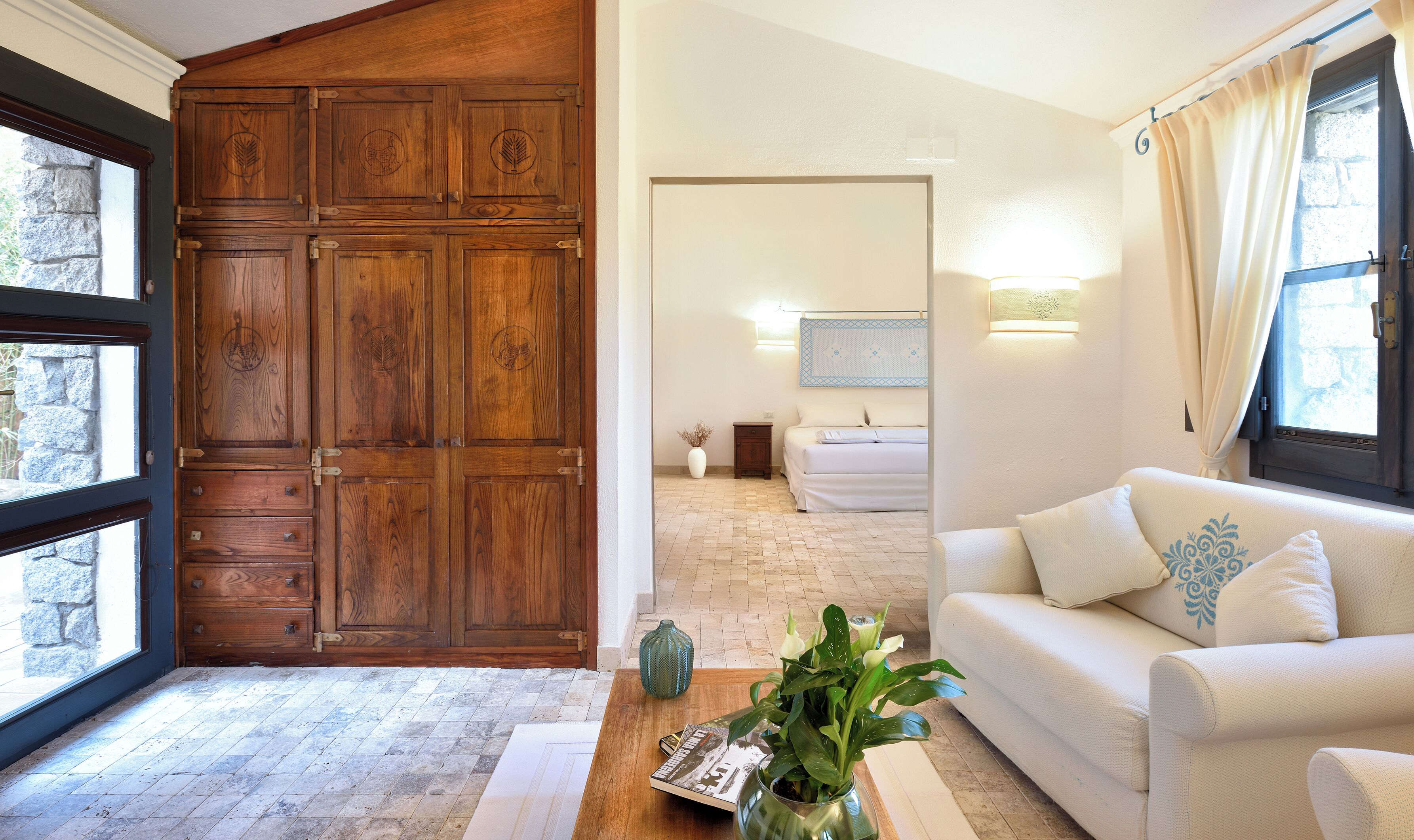 Familien-Studiosuite | Minibar, Zimmersafe, Schreibtisch, kostenloses WLAN