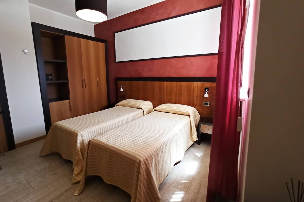 Minibar, in-room safe, desk, soundproofing
